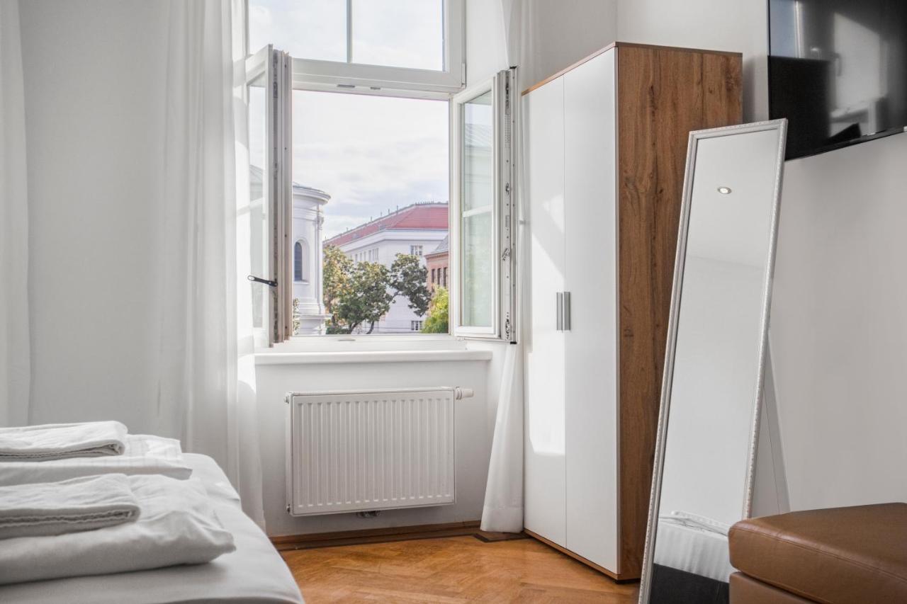 Superb 7Br Shared Apartment- Near Hauptbahnhof 비엔나 외부 사진