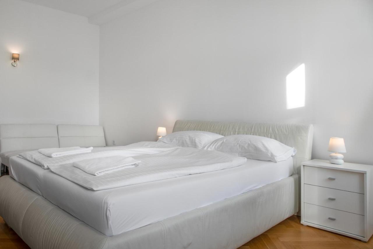 Superb 7Br Shared Apartment- Near Hauptbahnhof 비엔나 외부 사진