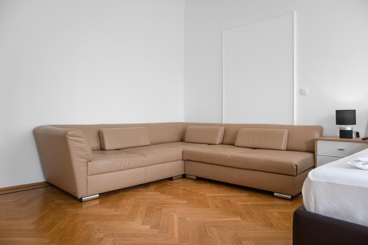 Superb 7Br Shared Apartment- Near Hauptbahnhof 비엔나 외부 사진
